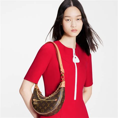 louis vuitton loop bag|Louis Vuitton loop monogram bag.